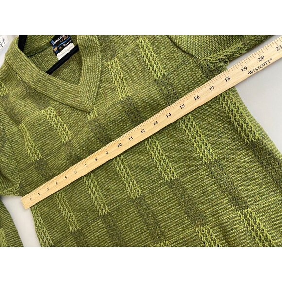 Vintage Towncraft Plus Shetland Wool Green V-Neck Sweater size Medium Knit - Picture 7 of 13